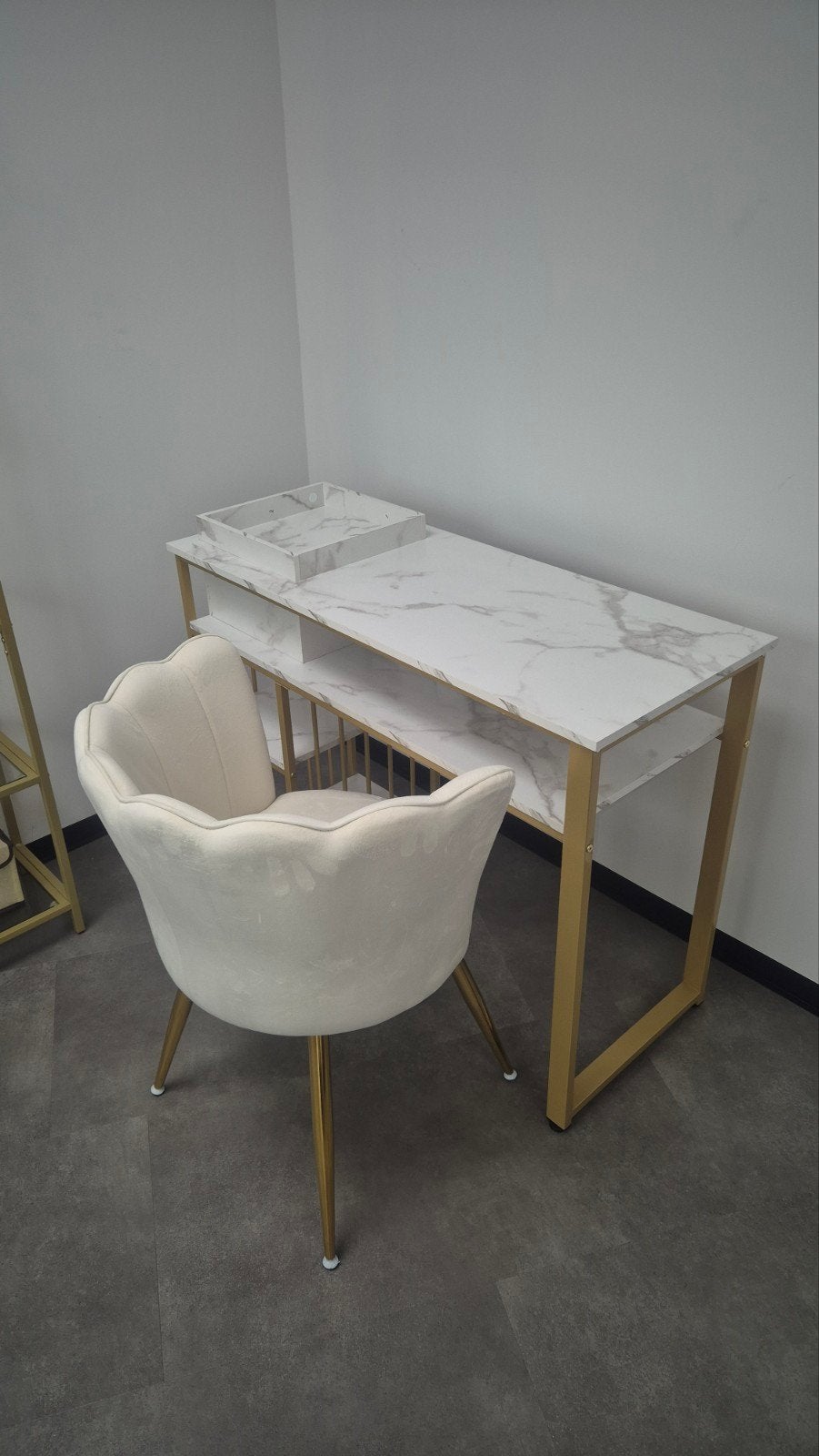 Bureau met marmerlook en gouden frame en stoel, Ophalen, Zo goed als nieuw, Eén