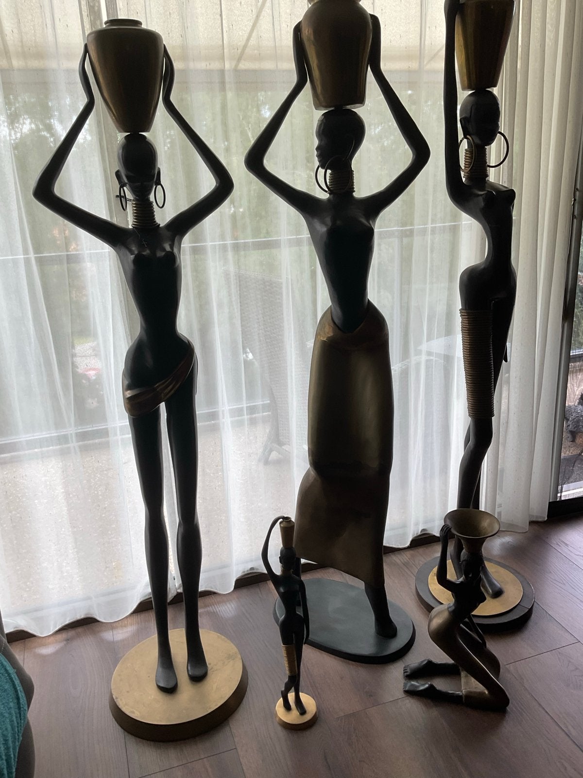 Set van 5 Afrikaanse bronzen beelden - ( Karl Hagenauer ), Ophalen of Verzenden, 1 meter - 2 meter, Beeld, Goud