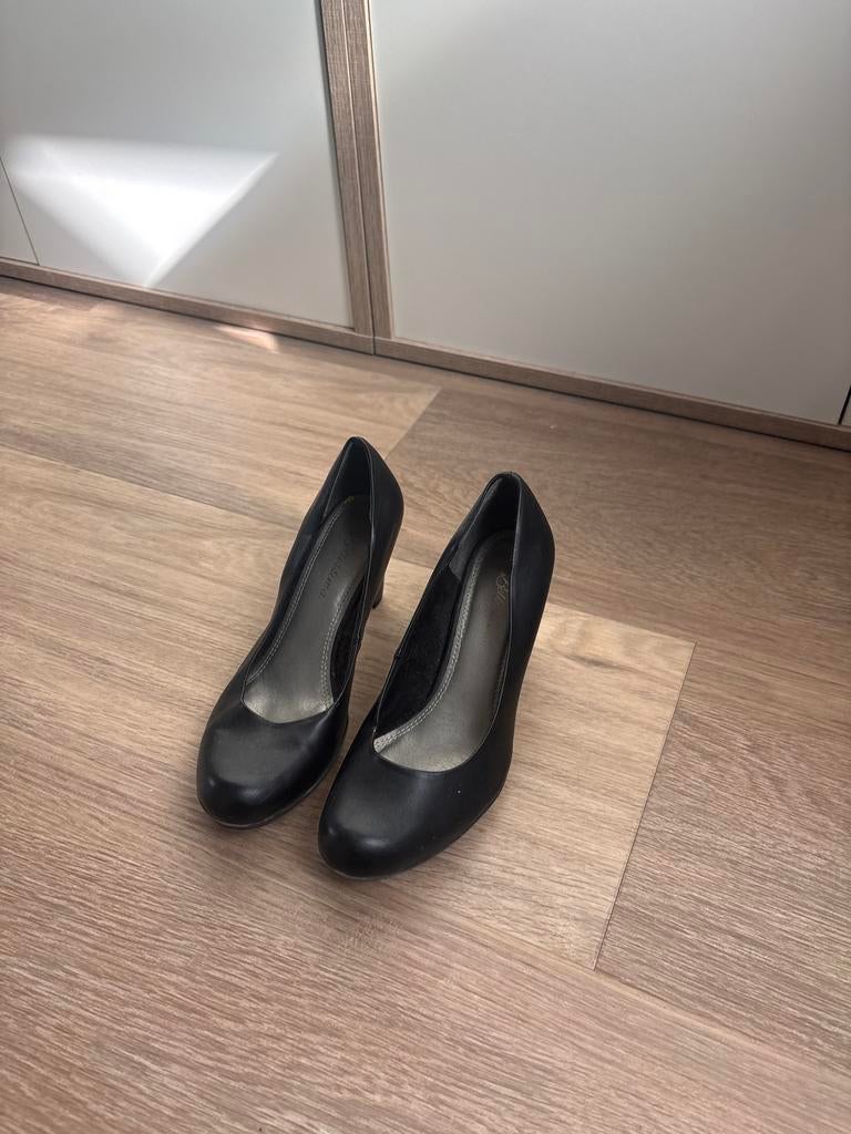 Bellissima Zwarte Pumps Maat 37, Kleding | Dames, Schoenen, Gedragen, Pumps, Zwart, Ophalen of Verzenden