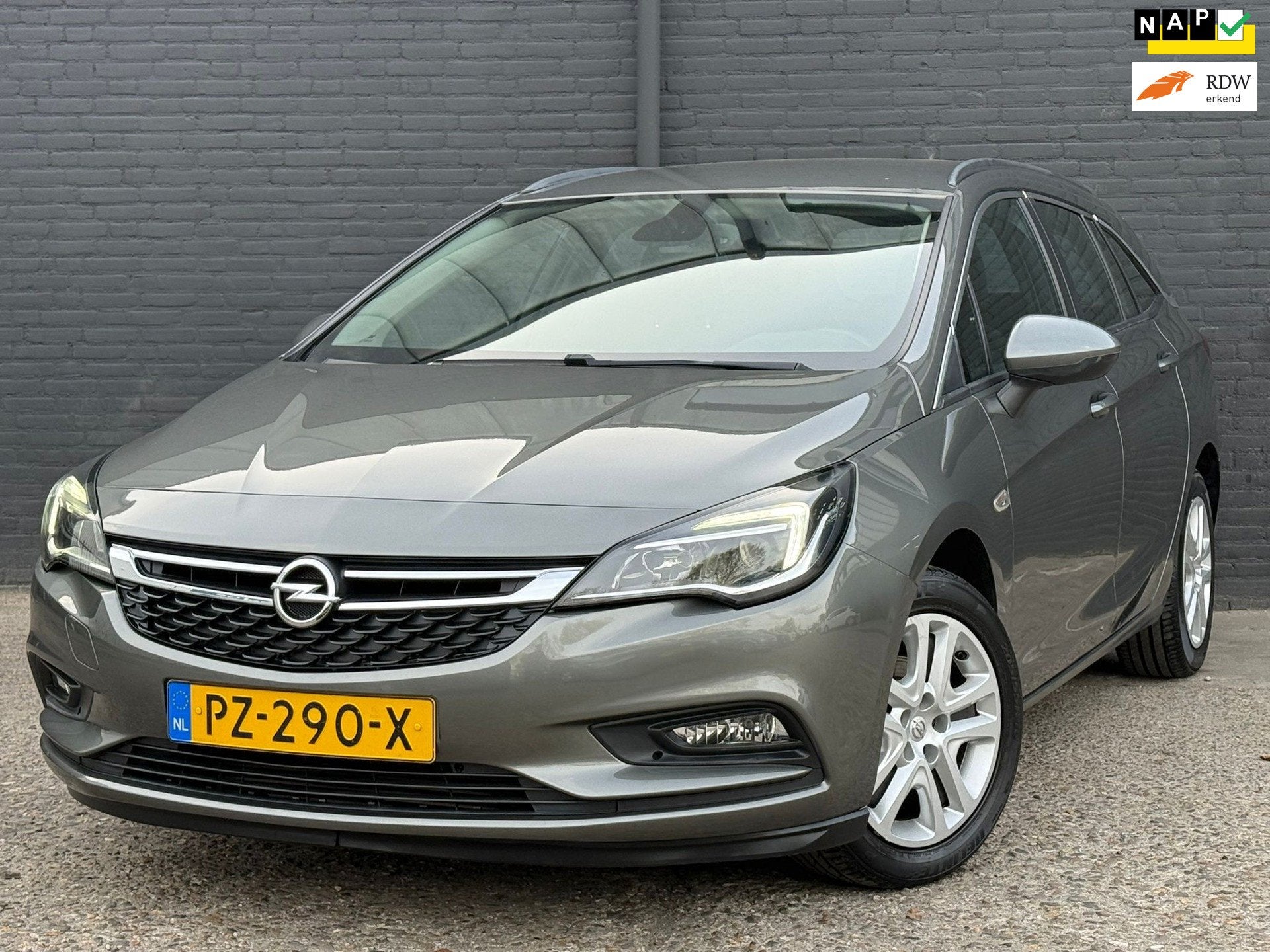 Opel Astra Sports Tourer 1.0 Business+ CARPLAY|NAVI|PDC|TREK, Auto's, Voorwielaandrijving, Stof, Gebruikt, Euro 6