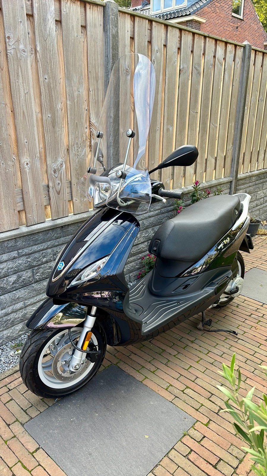 Uniek! Zo goed als nieuwe Piaggio New Fly 1150km, Ophalen, Maximaal 45 km/u, Zo goed als nieuw, Fly