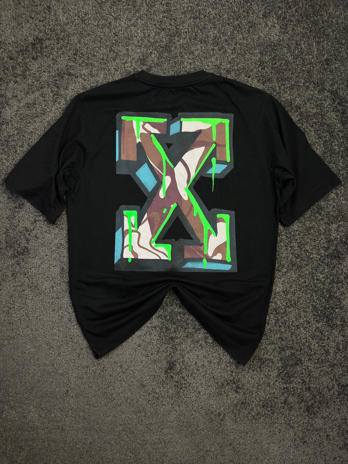 Off-White “Camouflage Logo” Shirt maat S, Ophalen of Verzenden, Zo goed als nieuw, Maat 46 (S) of kleiner, Meerkleurig