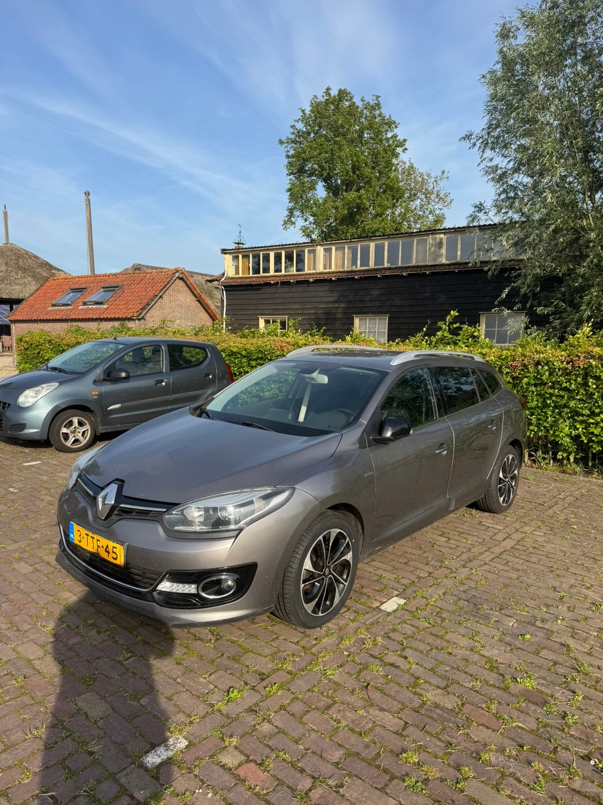 Renault Mégane Bose 1.2 TCE / Nieuwe apk, Auto's, Voorwielaandrijving, 4 cilinders, Origineel Nederlands, Stationwagon
