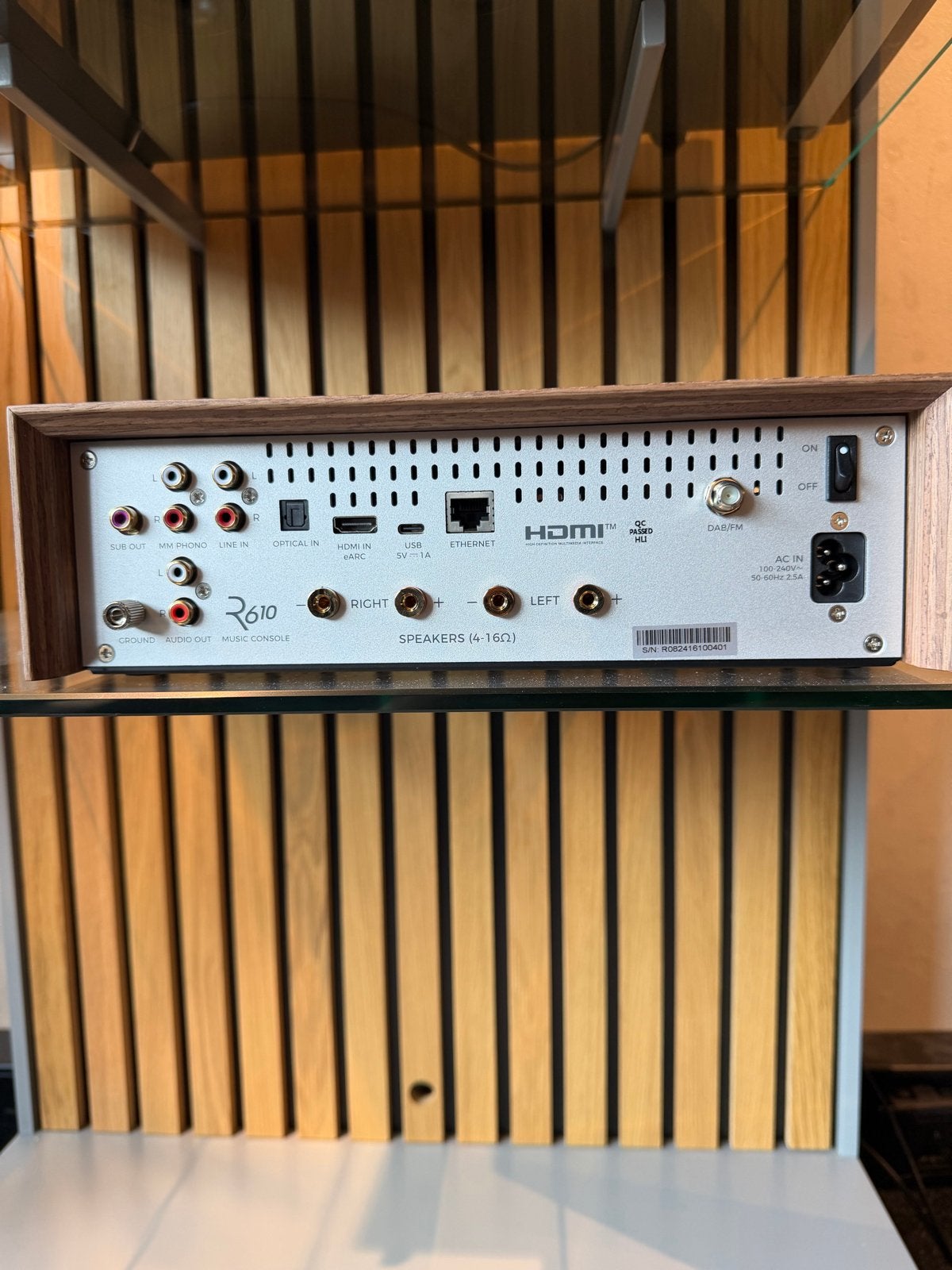 Ruark R610 Versterker/Muzieksysteem - Walnoot (demo model), Overige merken, Overige systemen, Ruark Audio, .