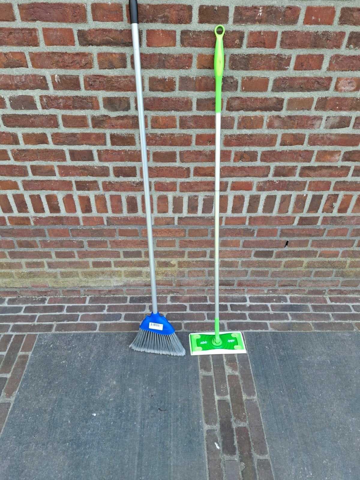 Bezem en Swiffer  voor caravan, Caravans en Kamperen, Ophalen of Verzenden