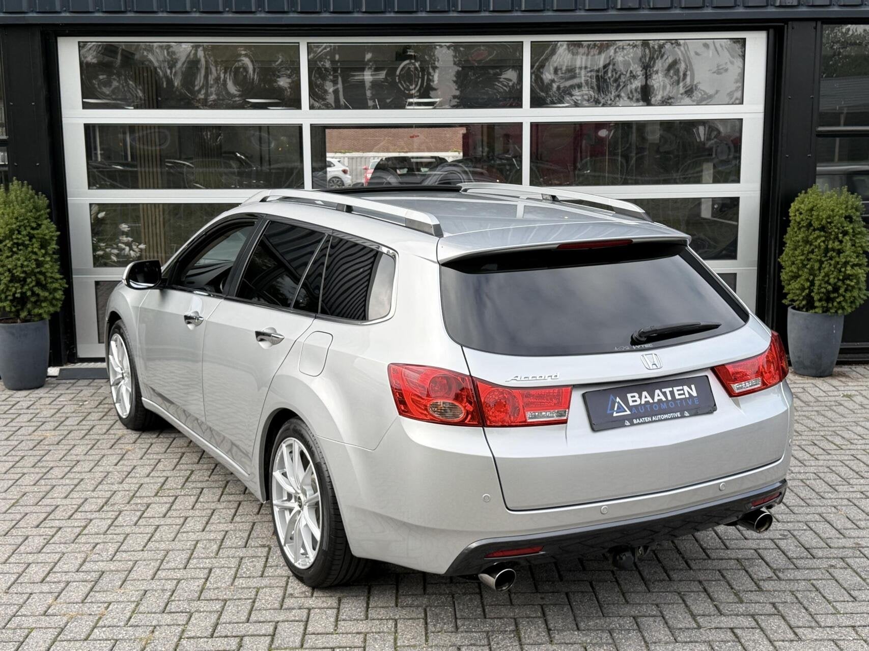 Honda Accord Tourer 2.4 Executive UNIEK |Dealer oh|Pano|Lede, Dealer onderhouden, Zwart, Leder, 2354 cc