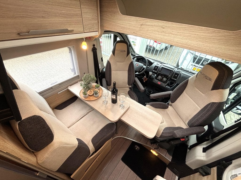 Knaus BoxStar 600 Platinum Selection 5.99m ENKELE BEDDEN, Caravans en Kamperen, Fiat, Bedrijf, Tot en met 3, 5 tot 6 meter