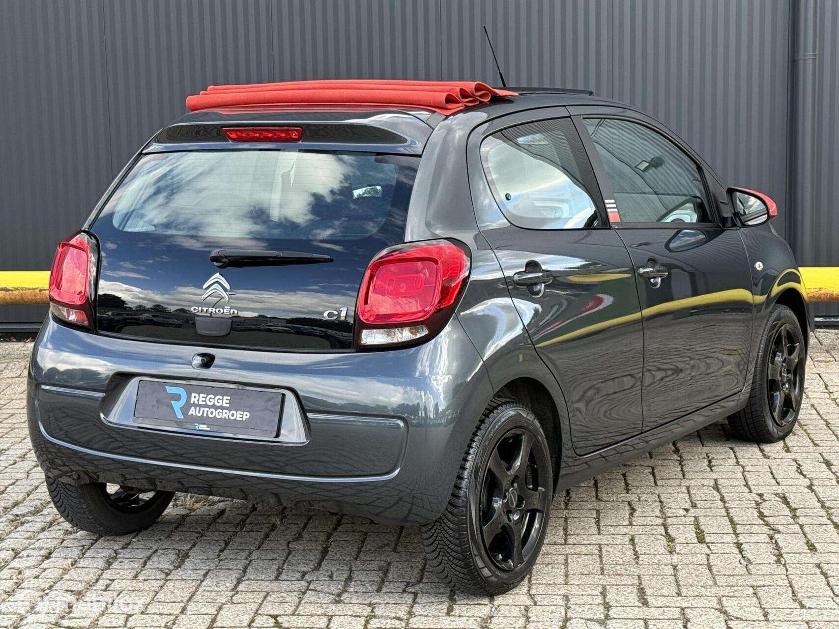 Citroen C1 1.0 e-VTi Selection Cabrio NIEUWSTAAT, Auto's, Voorwielaandrijving, Gebruikt, 4 stoelen, C1