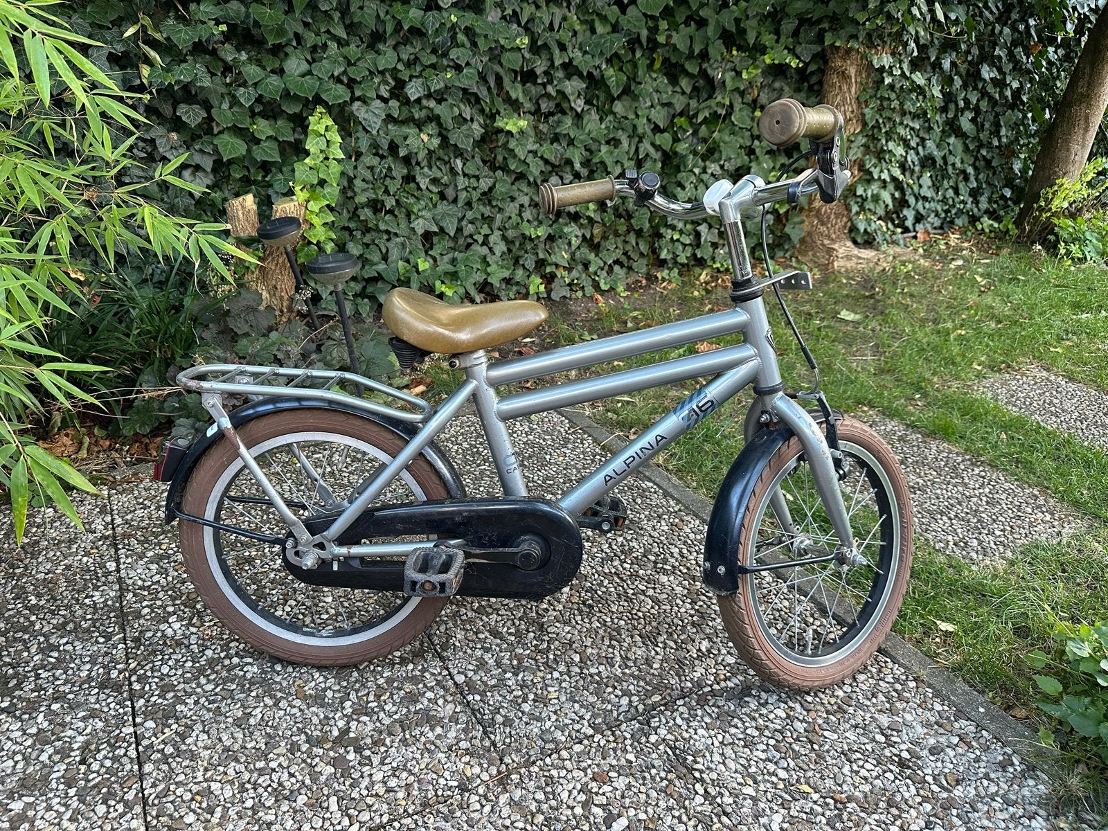 Alpina kinderfiets 16 inch - grijs, Ophalen, Gebruikt, Terugtraprem, 16 tot 20 inch