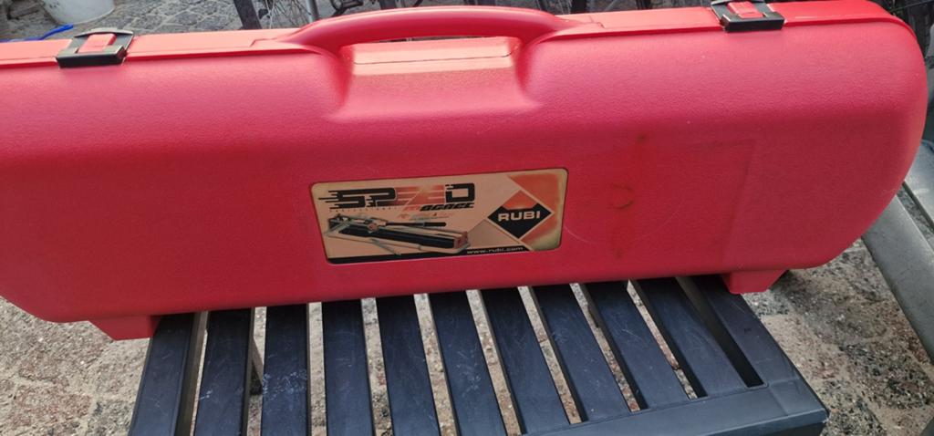 Zo goed als nieuwe Rubi Speed-62 Magnet Tegelsnijder (met ko, Doe-het-zelf en Verbouw, Tegels, 60 cm of meer, Ophalen of Verzenden