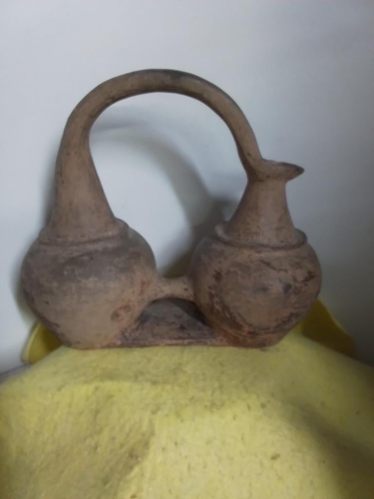 14992) Antieke Precolumbiaans aardewerk uit Peru, Ophalen of Verzenden