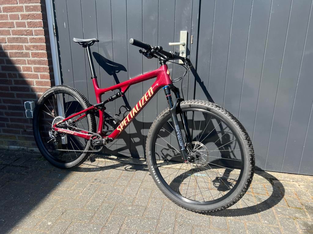 Specialized Epic EVO Carbon - Maat XL - Model 2022, Fietsen en Brommers, Fietsen | Mountainbikes en ATB, Ophalen, Zo goed als nieuw