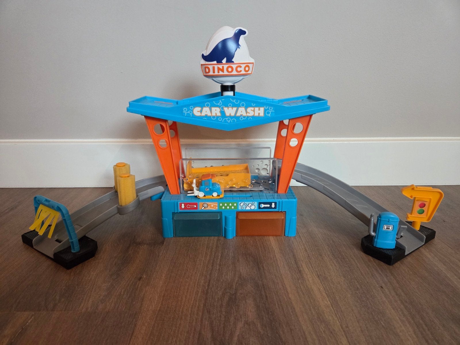 Dinoco Car Wash Speelset - Zo goed als nieuw, Ophalen of Verzenden, Zo goed als nieuw