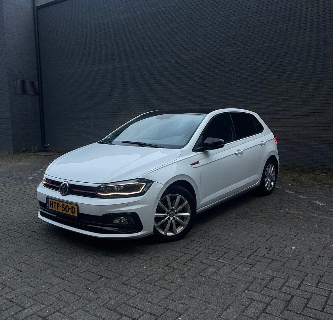 Volkswagen Polo 2.0 TSI GTI 200pk 6-DSG 2019 Wit, Auto's, Stof, Zwart, 4 cilinders, 1984 cc