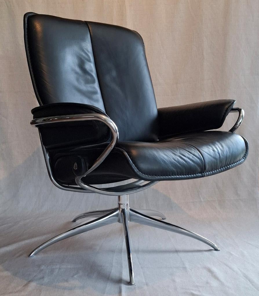 Stressless City Low Back Loungechair, Huis en Inrichting, Fauteuils, Ophalen, Zo goed als nieuw, Leer, 50 tot 75 cm
