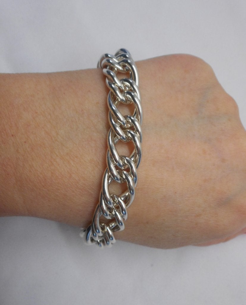 Zilveren prachtige massieve dubbele schakel armband nr.436