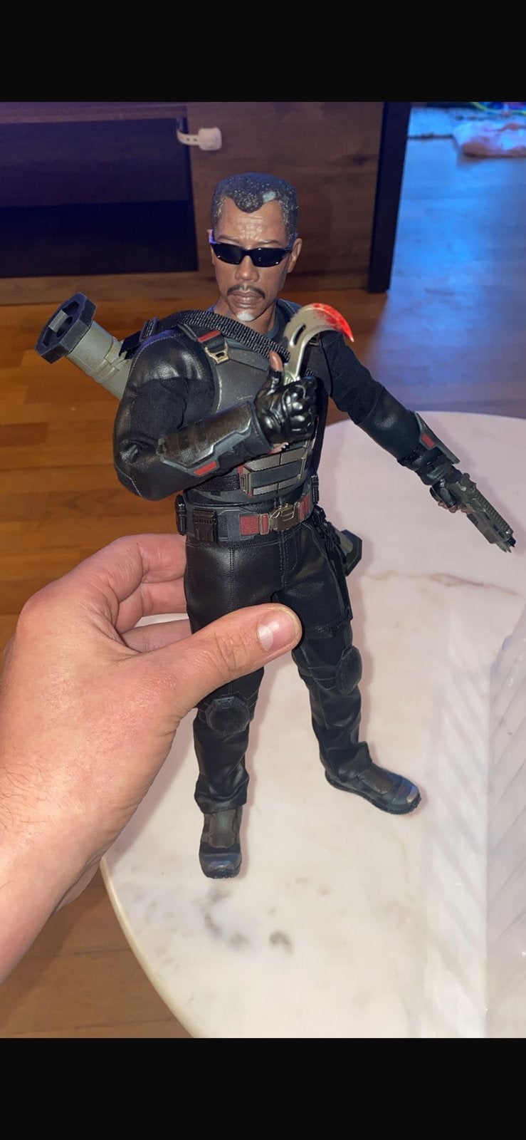 Hot toys Blade Deadpool & wolverine Deluxe met zwaard, Ophalen of Verzenden, Zo goed als nieuw
