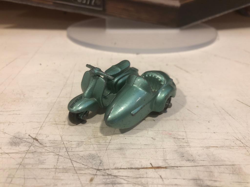 1:43 Lambretta Zijspan Scooter Matchbox Lesney, Ophalen of Verzenden, Gebruikt, Overige typen, Matchbox