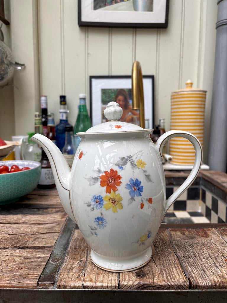Vintage PMR Bavaria Jaeger & Co Theepot met Bloemen, Antiek en Kunst, Ophalen of Verzenden