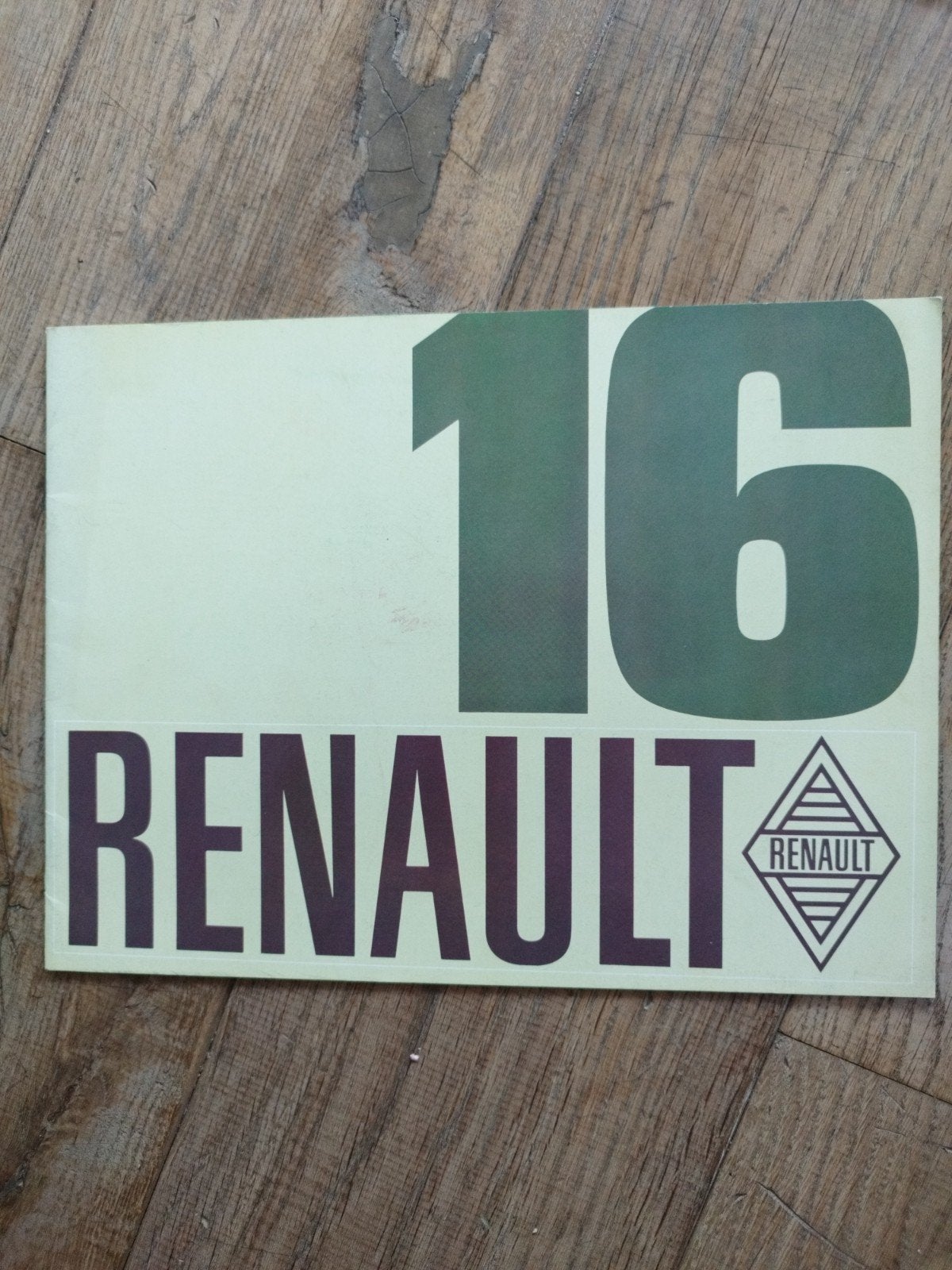 Renault 16 brochure uit 1967 - Nederlands, 16 pagina's, Renault, Ophalen of Verzenden, Zo goed als nieuw, Renault
