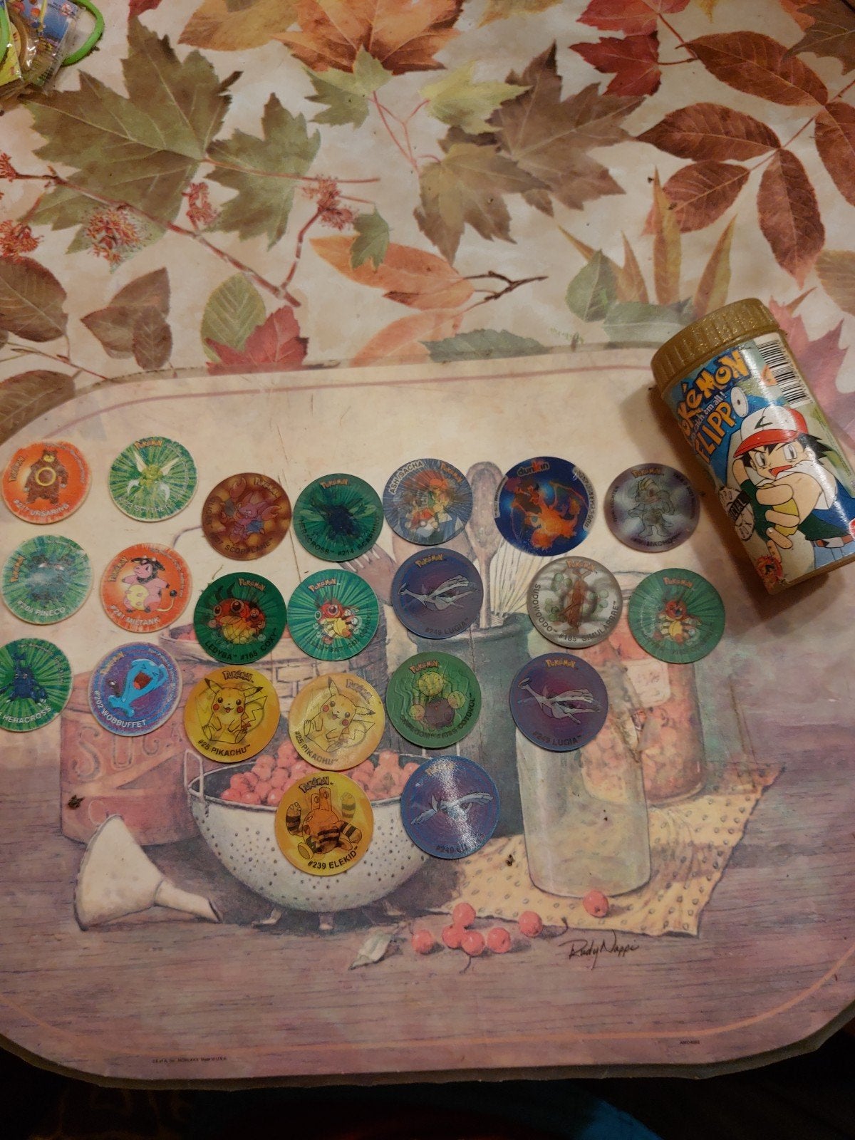 20 pokemon munten plus charizard munt, Hobby en Vrije tijd, Verzamelkaartspellen | Pokémon, Ophalen, Zo goed als nieuw, Overige typen