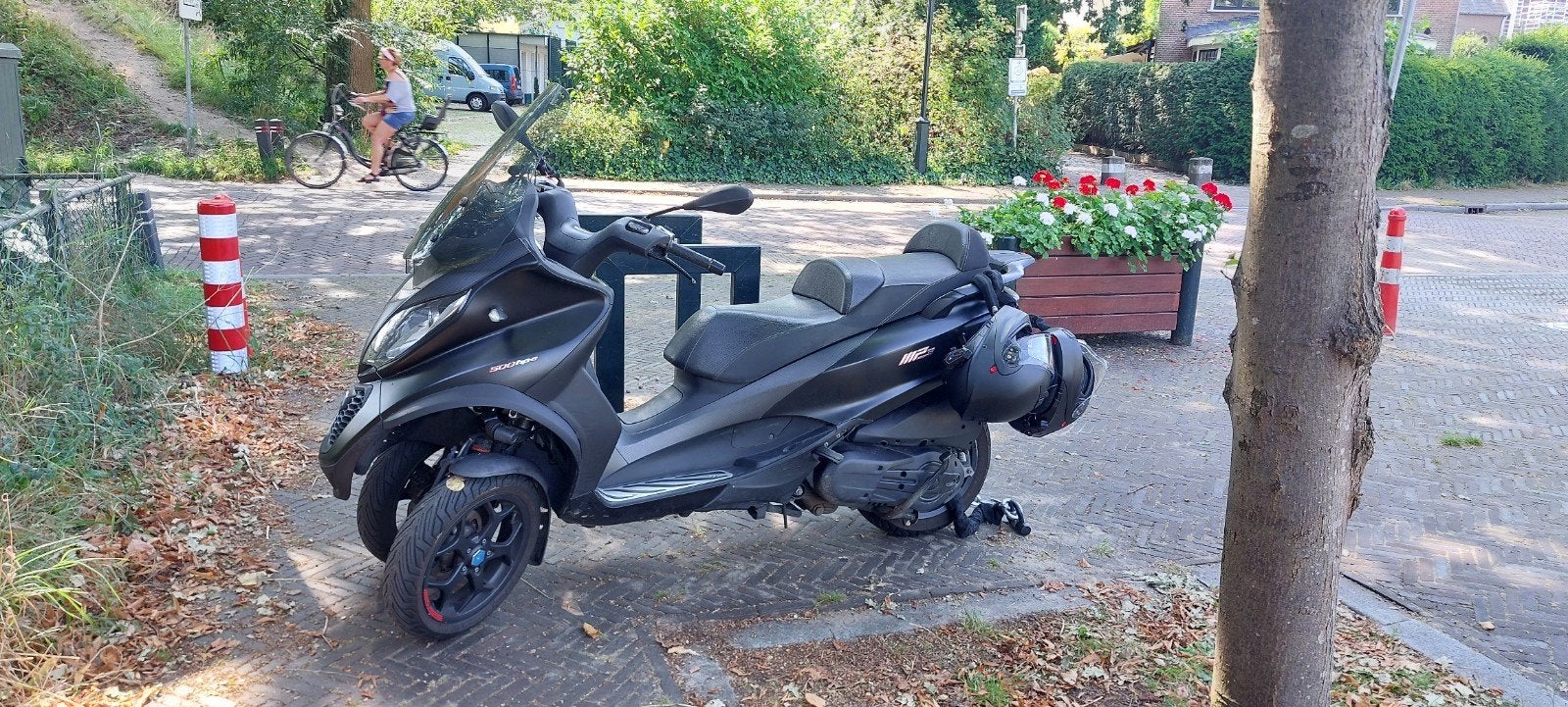 Piaggio MP3 500 hpe uit 2019 - Dealer onderhouden, Motoren, Motoren | Piaggio, Particulier, Automaat, LED Verlichting, Scooter