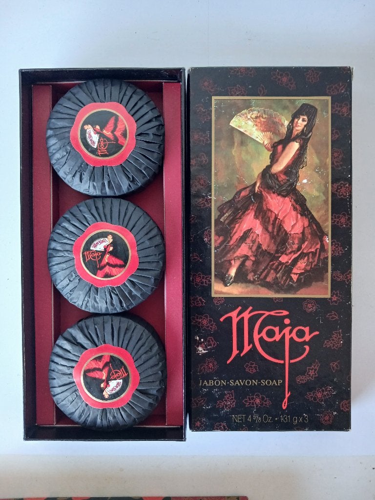 2 VINTAGE geschenkverpakkingen Myrurgia Maja zeep, Verzamelen, Verzenden, Nieuw, Overige typen, Gevuld