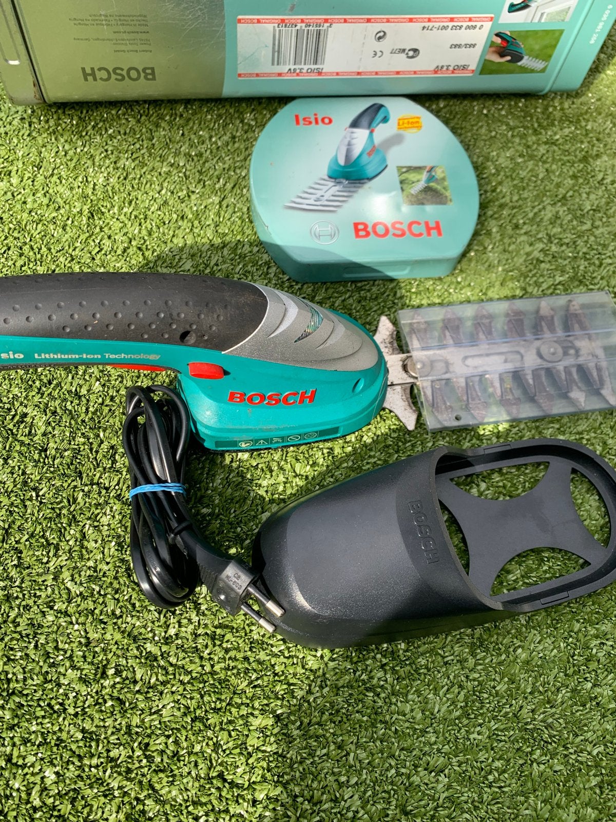 Bosch Isio Accu Gras- en Struikschaar met Oplader, Tuin en Terras, Ophalen of Verzenden, Gebruikt, Accu