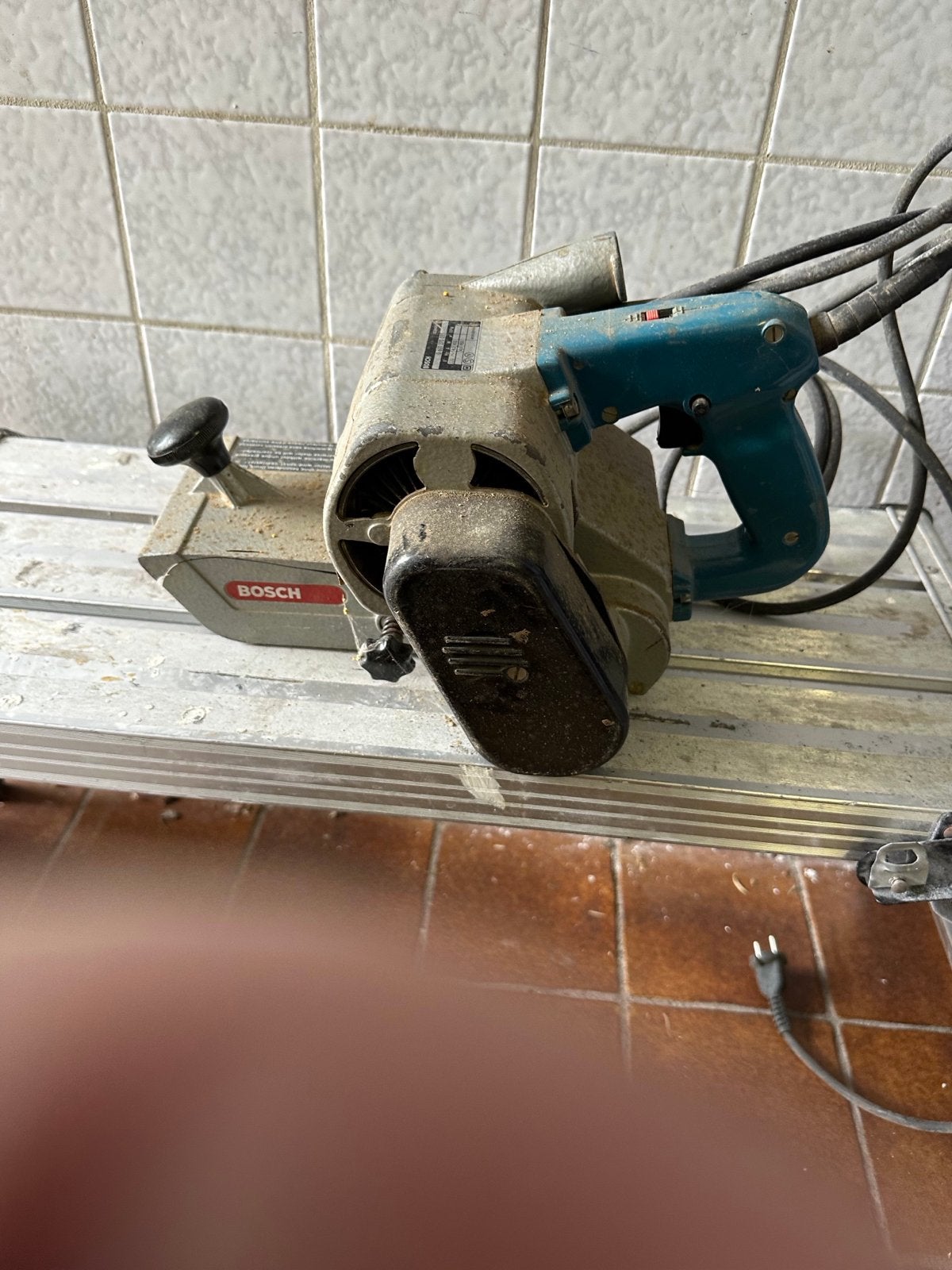 Bosch Bandschuurmachine - Krachtig en Betrouwbaar, Ophalen, Gebruikt, 600 tot 1200 watt, Bandschuurmachine