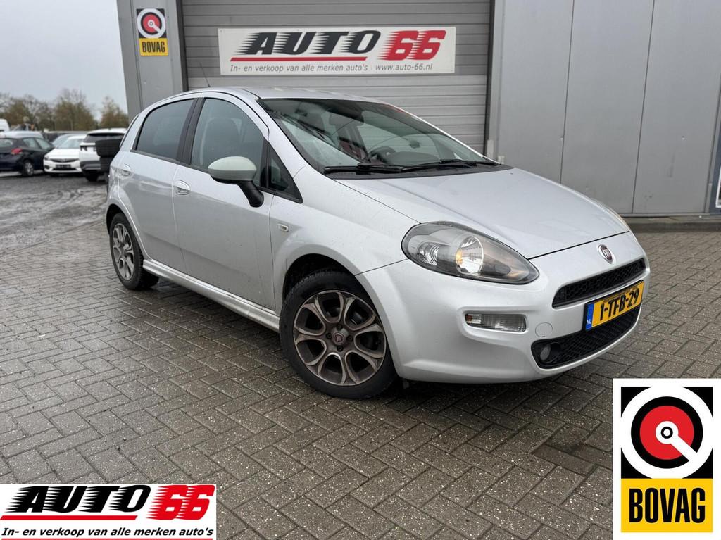 Fiat Punto Evo 0.9 TwinAir Lounge, Auto's, Voorwielaandrijving, Euro 5, Gebruikt, Zwart