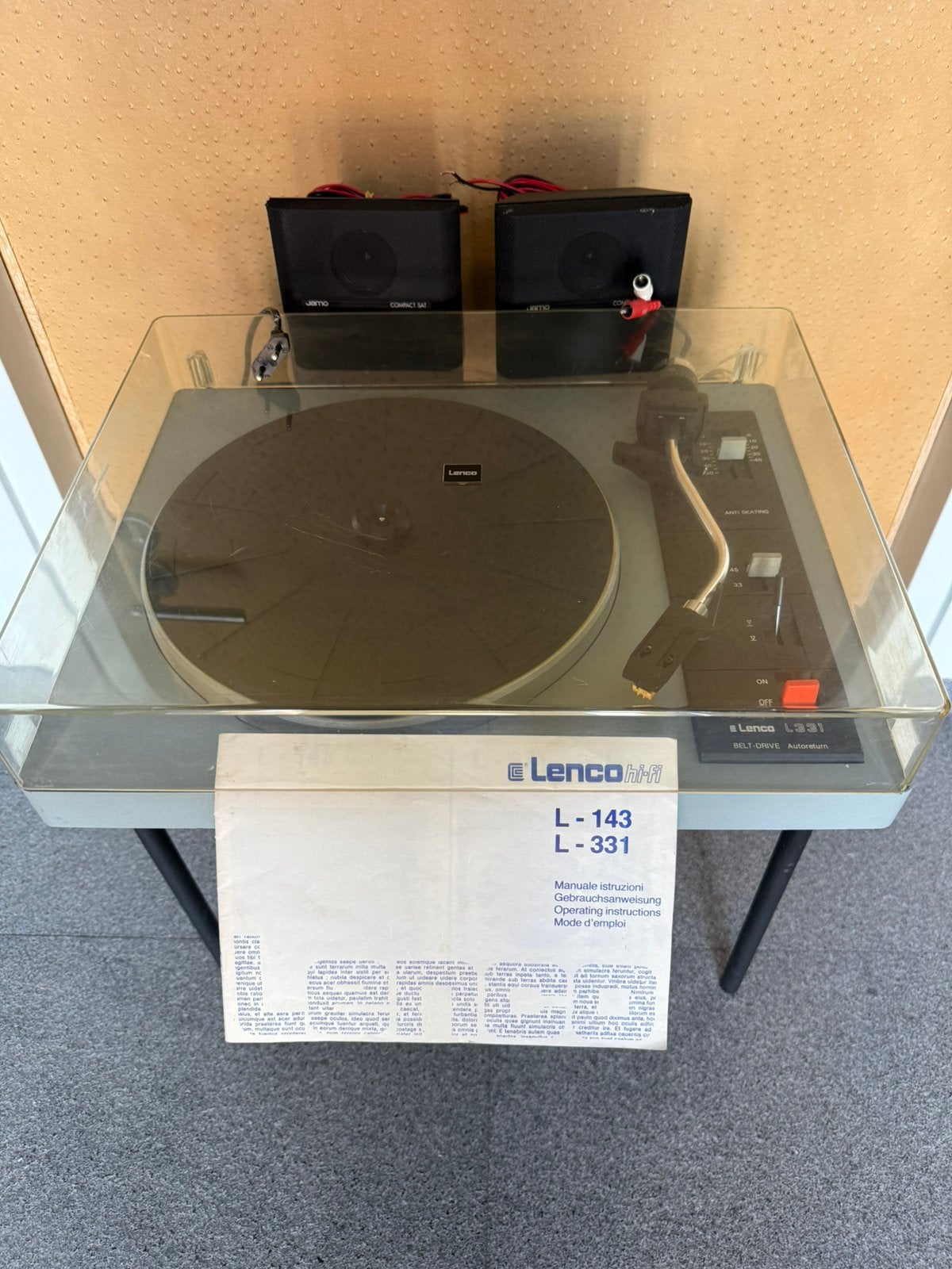 LENCO PLATENSPELER/ DRAAITAFEL L331  33 EN 45 RPM. AUT. RET., Ophalen of Verzenden, Gebruikt, Platenspeler, Overige merken