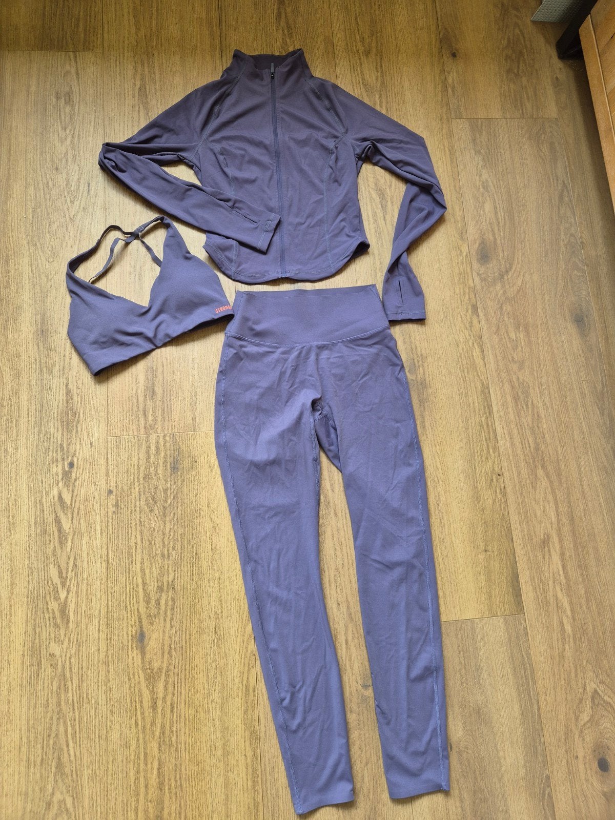 Stronger set, sportlegging, vest en bh maat S, Overige kleuren, Ophalen of Verzenden, Stronger, Maat 36 (S)
