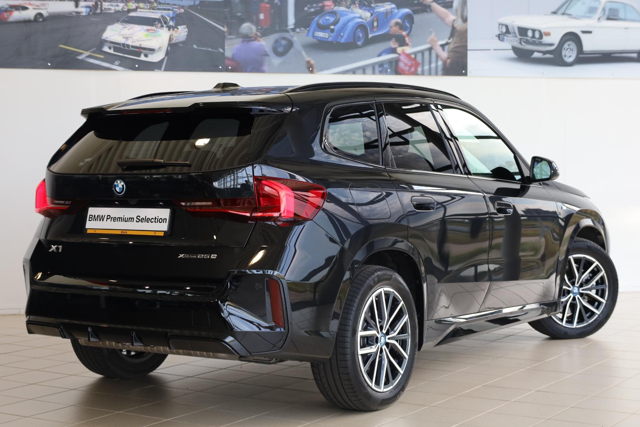BMW X1 xDrive25e | M Sportpakket | Achteruitrijcamera | Stoe, Auto's, BMW, Gebruikt, Bedrijf, Vierwielaandrijving, Hybride Elektrisch/Benzine