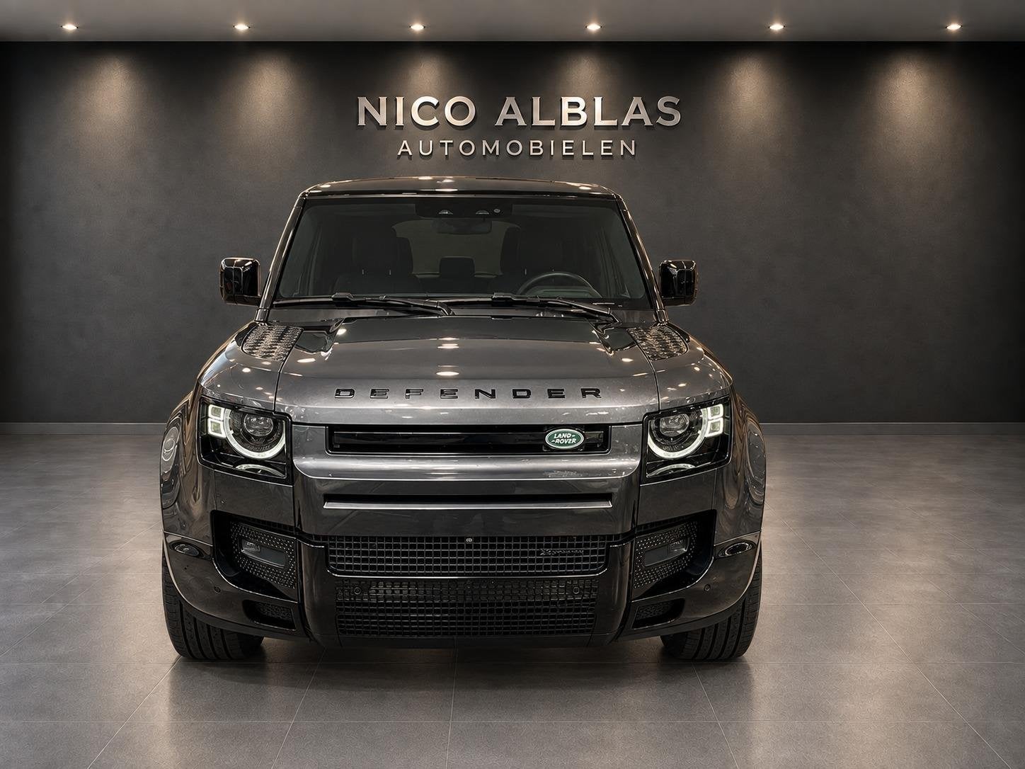 Land Rover Defender 110 2.0 P300e 110 X-Dynamic HSE, Auto's, Automaat, Dealer onderhouden, Gebruikt, 4 cilinders
