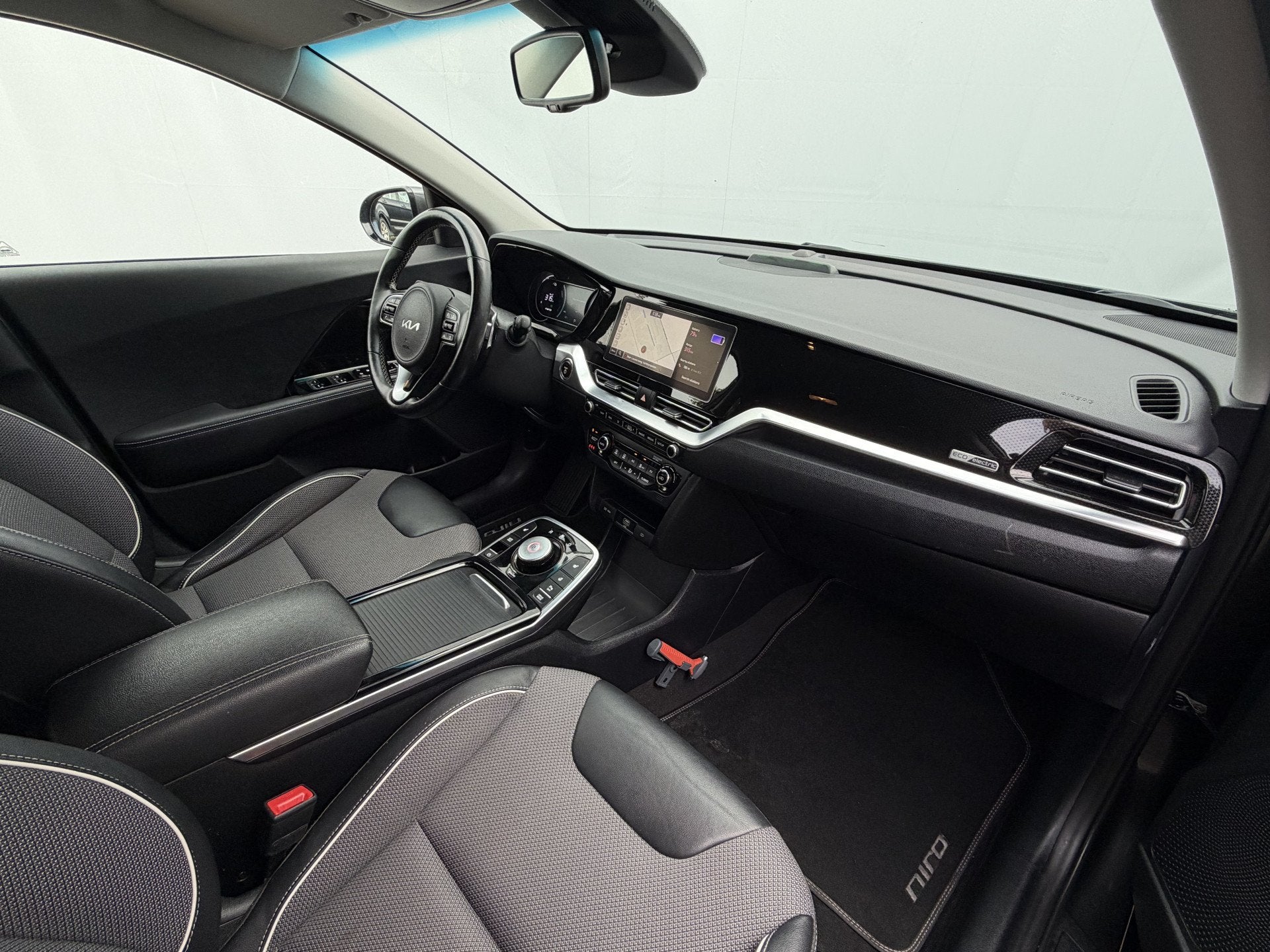 Kia e-Niro Edition 64 kWh Soh 95% 65dkm+NAP OrigNL Carplay 1, Gebruikt, 1712 kg, Origineel Nederlands, SUV of Terreinwagen