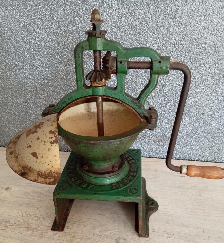 Antieke Peugeot Frères koffiemolen, groen gietijzer, Ophalen of Verzenden