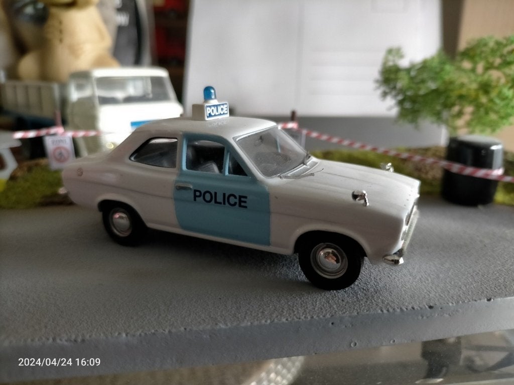 Vanguards Ford escort mk1 police, Verzenden, Auto