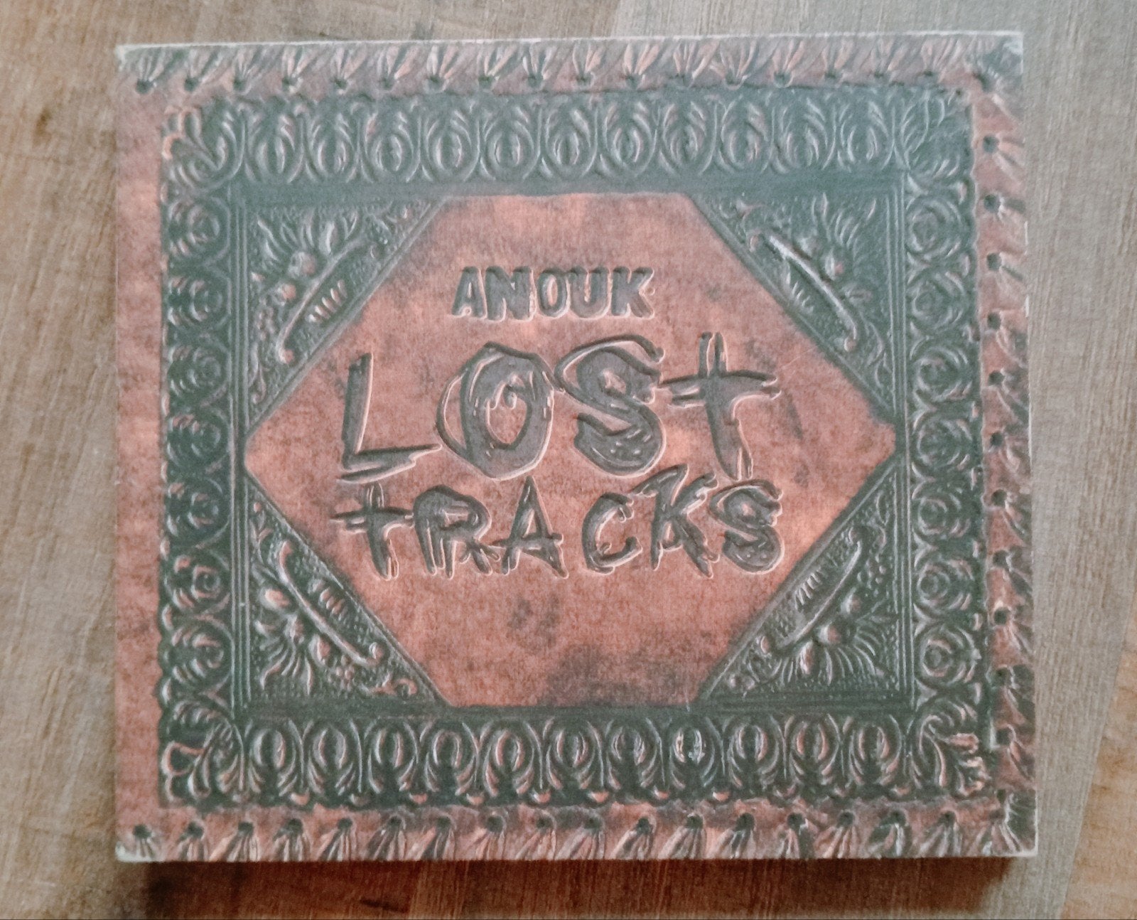 Anouk - Lost Tracks CD + DVD (Pop, Rock), Pop, Ophalen of Verzenden, Zo goed als nieuw, Verzamelalbum