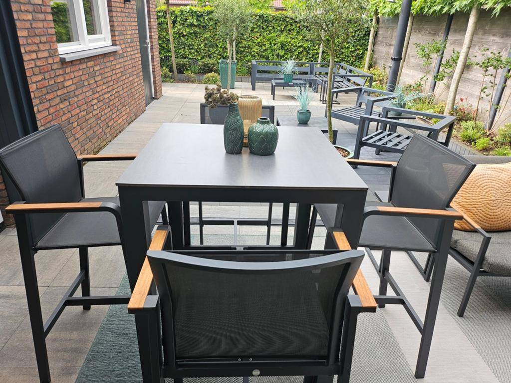 Moderne tuinset met 4 krukken - ideaal voor buiten, Ophalen, 4 zitplaatsen, Gebruikt, Aluminium