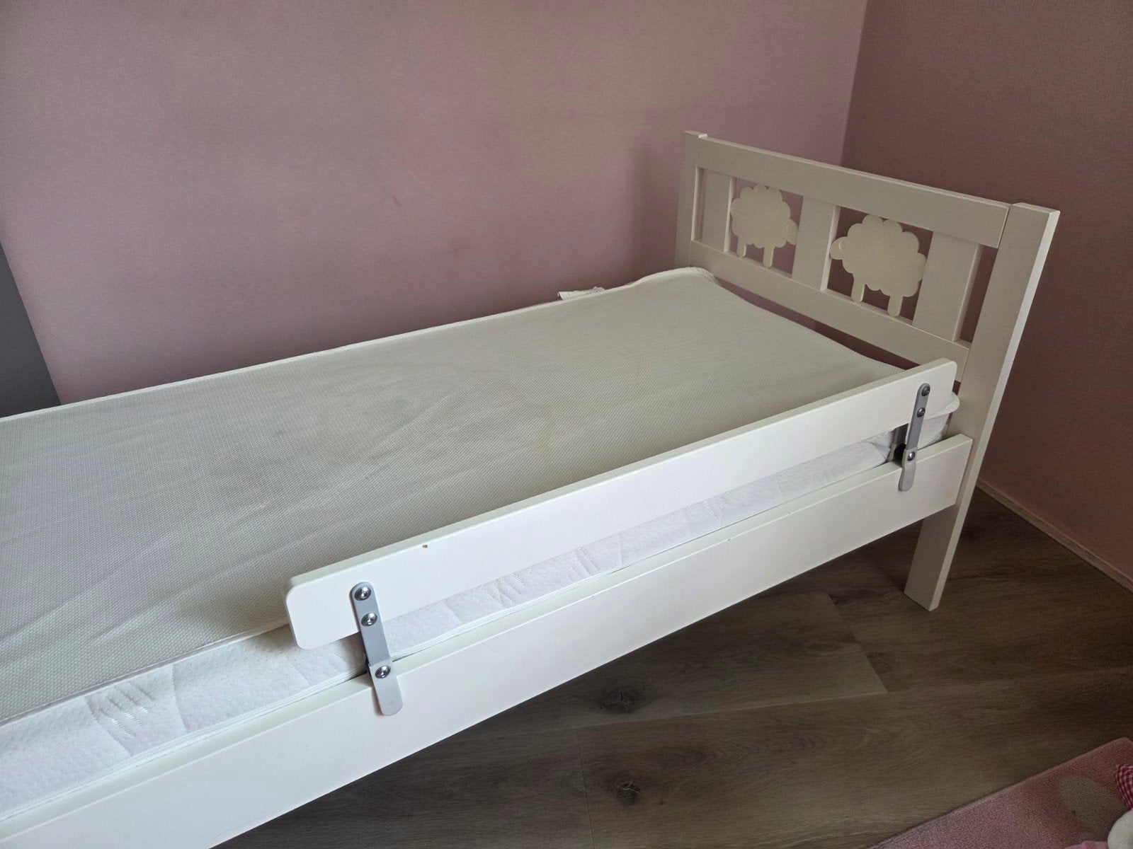 Peuterbed met extra's, Kinderen en Baby's, Kinderkamer | Bedden, Gebruikt, 70 tot 85 cm, 140 tot 160 cm, Ophalen