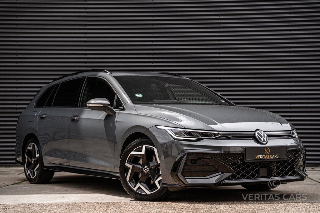Volkswagen Golf Variant 1.5 TSI R-Line 150PK|BTW|ACC|Lane as, Auto's, Volkswagen, Voorwielaandrijving, Euro 6, 4 cilinders, Handgeschakeld