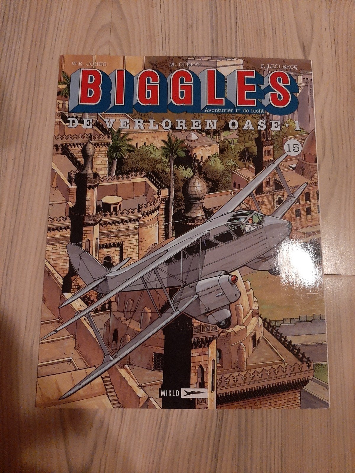 Biggles - De Verloren Oase 1 (Nr. 15), Ophalen of Verzenden