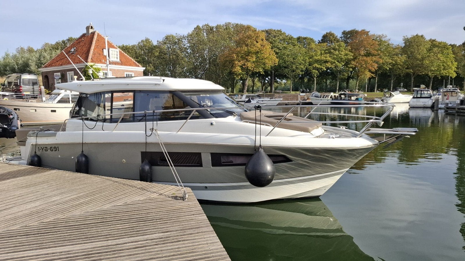 Jeanneau NC9 uit 2012 - Motorjacht/Boot verlengd - 10.5 mtr., Watersport en Boten, Ophalen, Gebruikt, Overige typen, Motorboot