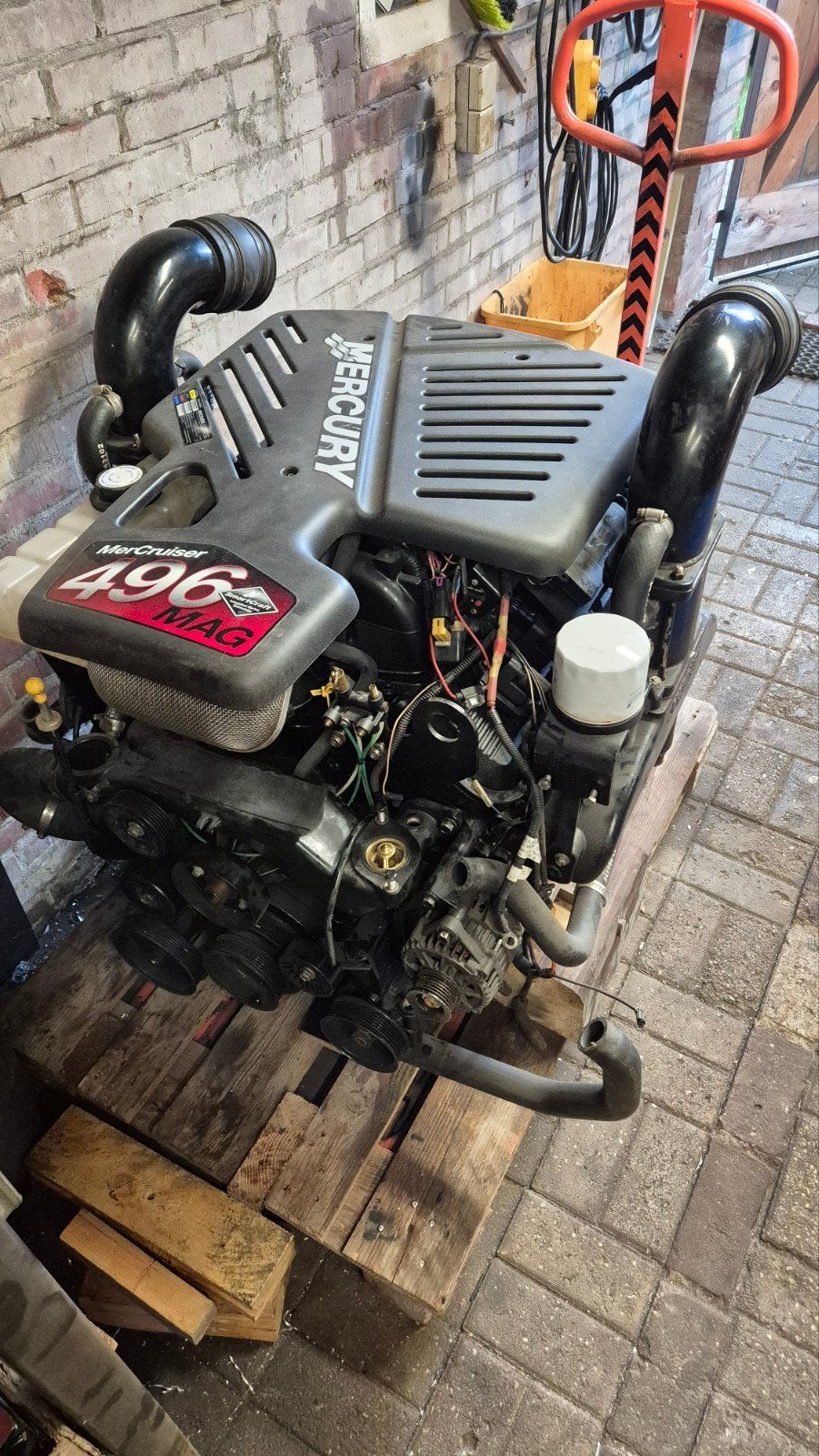Mercruiser 496 MAG 8.1 Bravo Motor voor Mot, Ophalen, Motor en Techniek, Motorboot