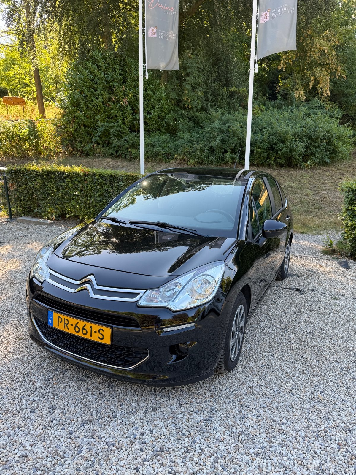 Citroën C3 1.2 VTI 60KW/82PK 2013 Zwart met  100.302 km., Voorwielaandrijving, 31 €/maand, 1199 cc, Zwart