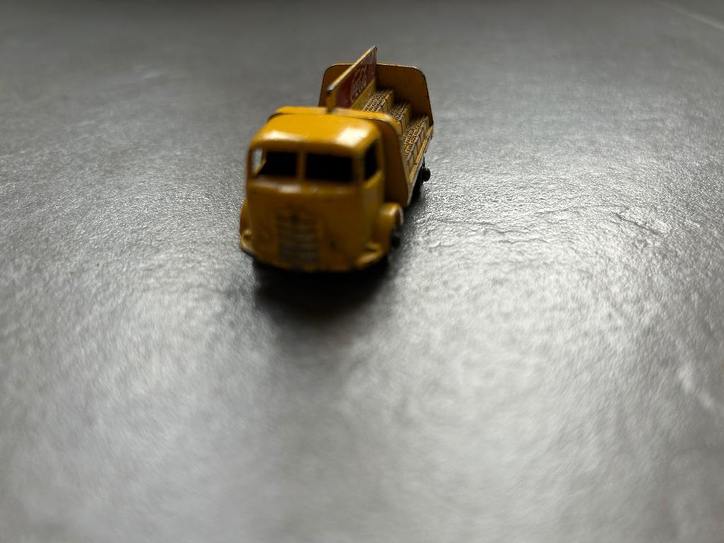 Coca Cola Karrier Bantam 2 Ton Truck Lesney, Ophalen of Verzenden