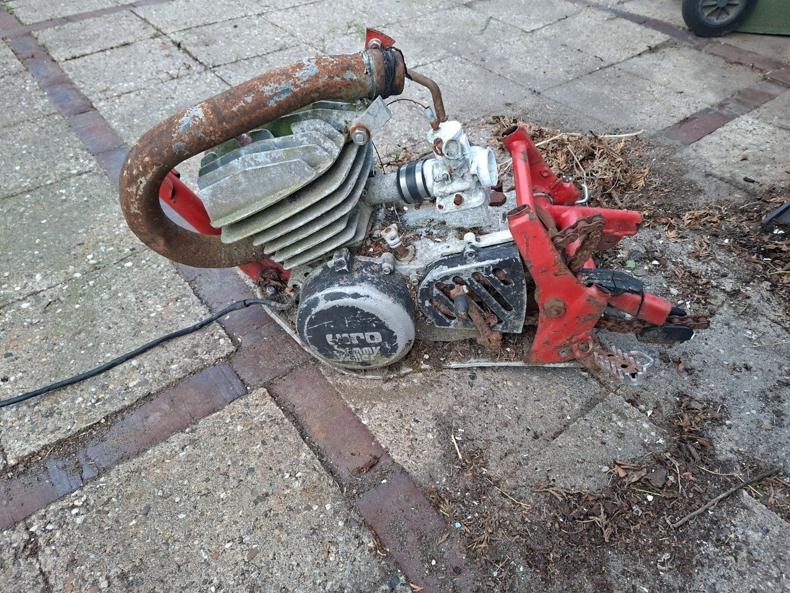 Oude bromfiets onderdelen - motorblok, , wiel, Ophalen, Gebruikt, Blok, Overige merken
