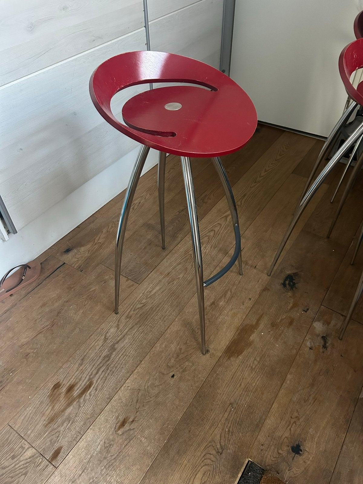 4 originele Magis Lyra barkrukken – Italiaans design rood, Ophalen, Gebruikt, Met voetsteun, 60 tot 90 cm