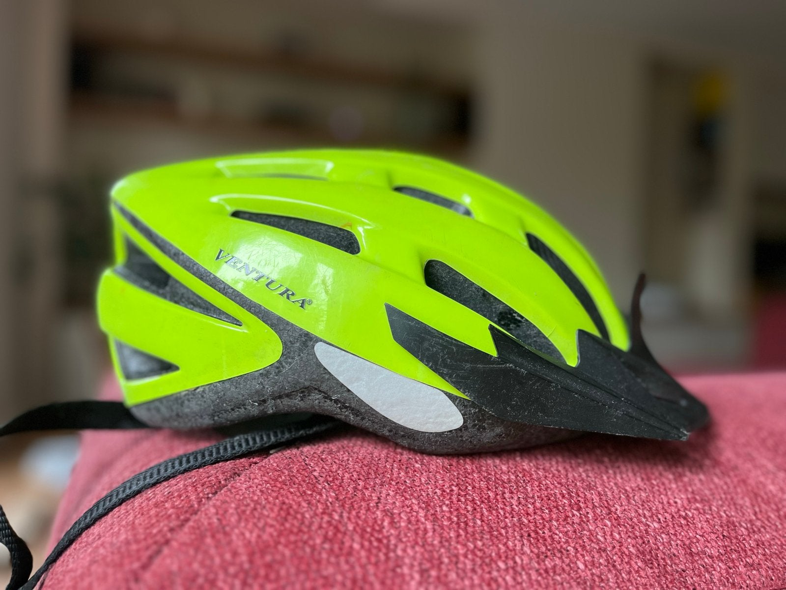 Ventura fietshelm - Neon Geel glow in the dark, Ophalen, Gebruikt, Overige maten, Jongen of Meisje