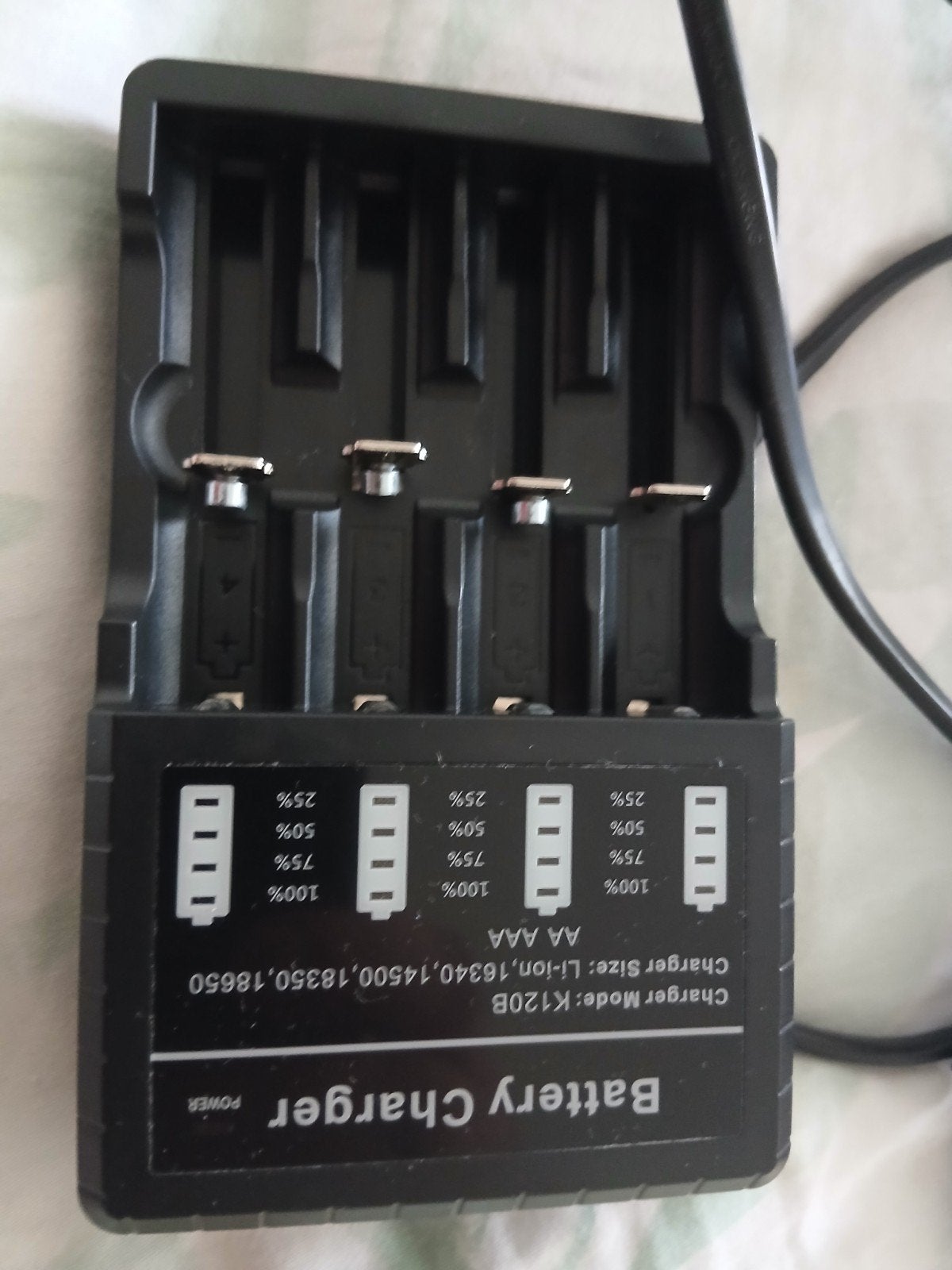 Universele batterijlader K120B voor diverse batterijen, Ophalen of Verzenden, Nieuw
